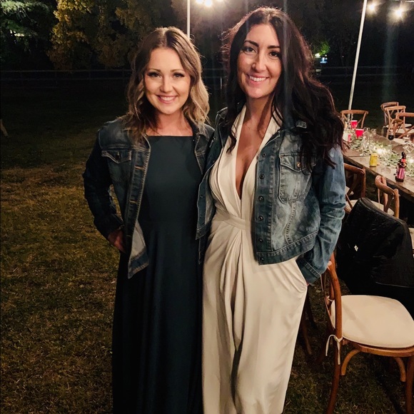 Meet your Posher, Leah - Picture 3 of 8